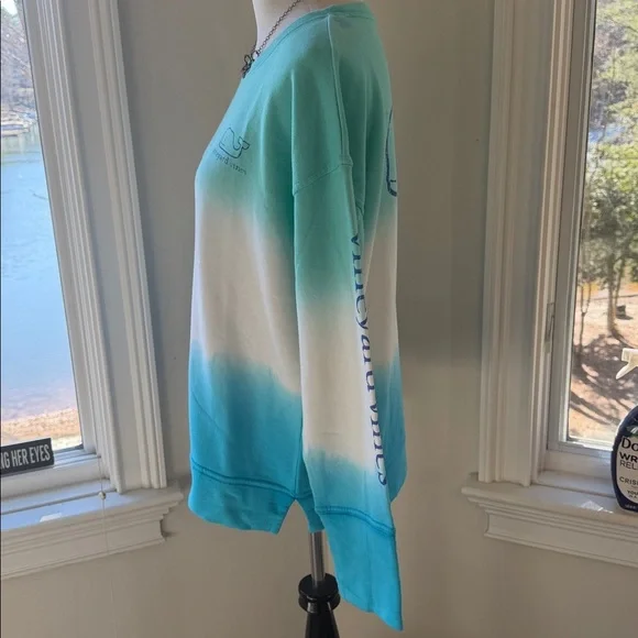 Vineyard Vines Women's Teal and White Ombre Sweatshirt, Medium, Like New - Picture 3 of 5